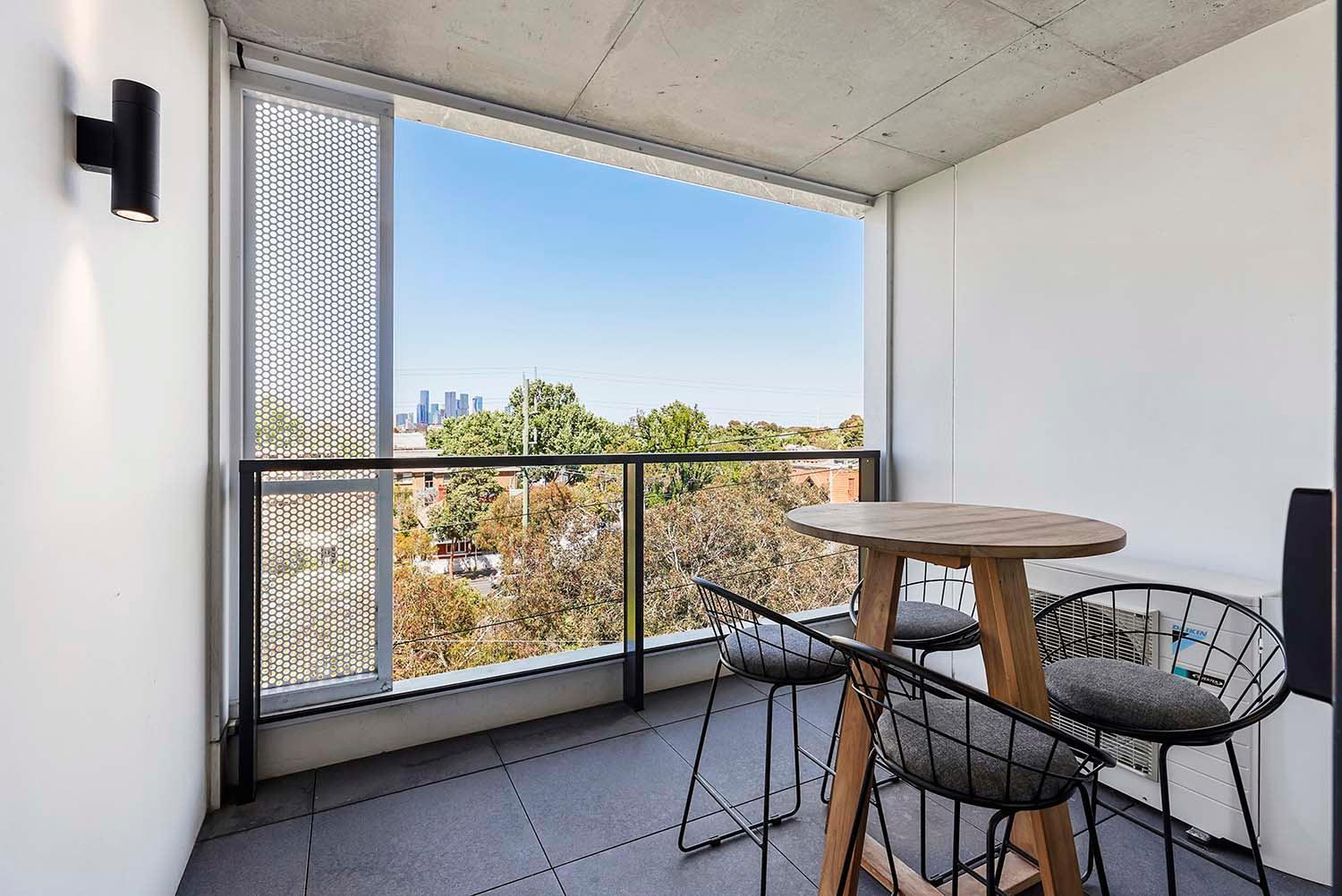 Modern Urban Retreat In Brunswick *